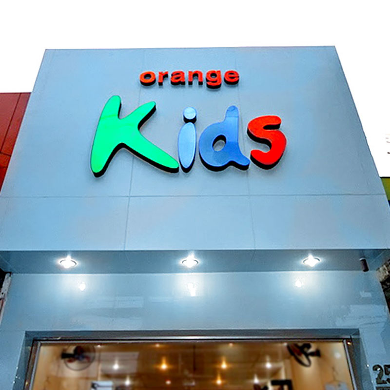 Bảng hiệu shop quần áo trẻ em Aluminum